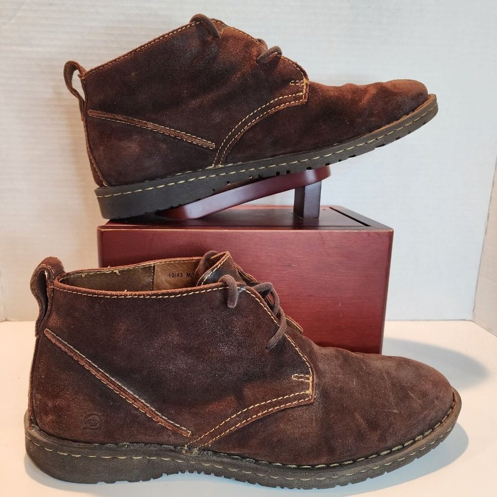 MEN'S Sz. 10  Born Genuine Suede McNeil Collection Lace-Up Chukka  Dark Brown